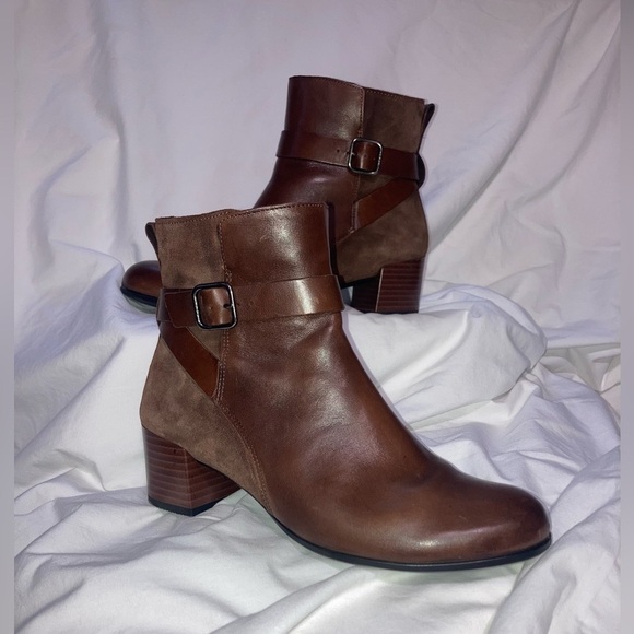 ECCO Calf Skin Faux Buckle Zip Booties - WORN ONCE! - Picture 1 of 8